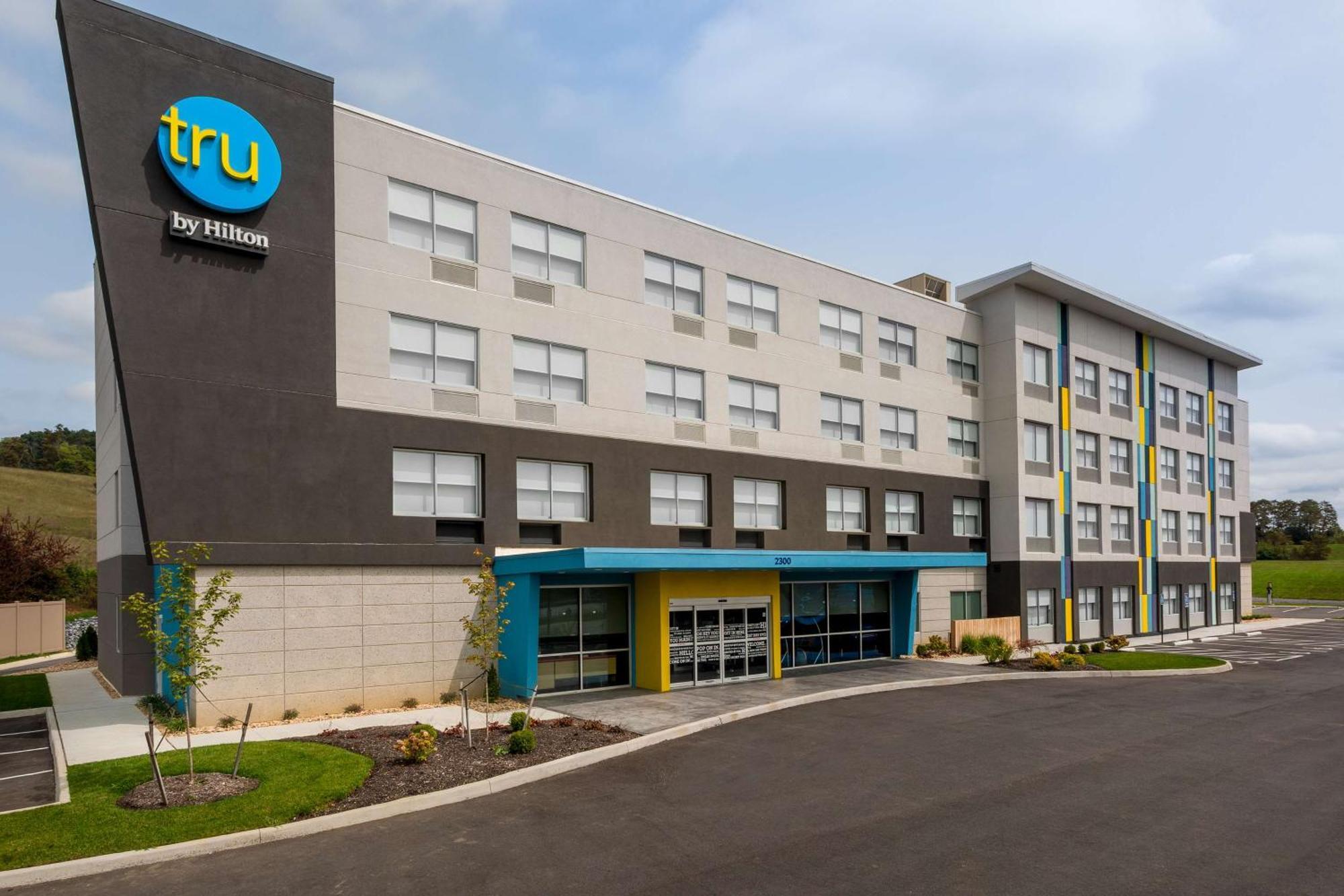 Готель Tru By Hilton Radford Крістіансберґ Екстер'єр фото
